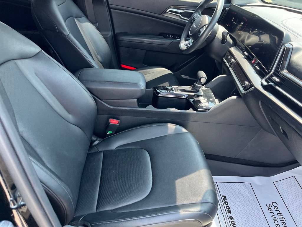 2024 Kia Sportage EX photo 12