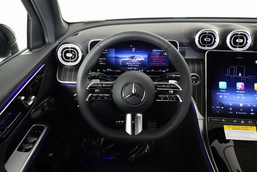2026 Mercedes Benz GLC 300 photo 2
