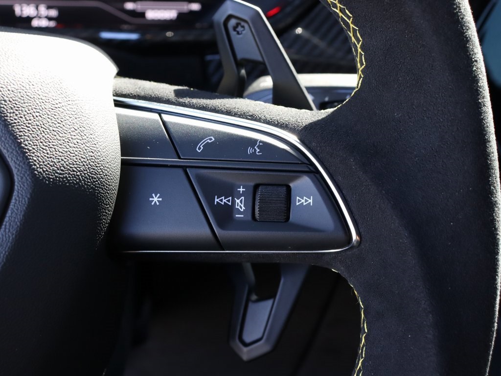 2022 Lamborghini Urus photo 42