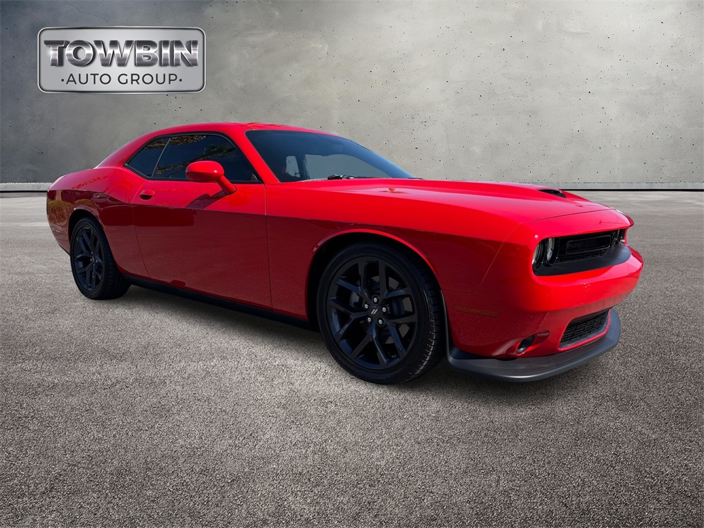 2023 Dodge Challenger GT photo 2