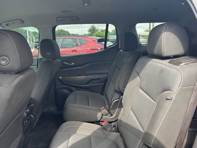 2023 Gmc Acadia SLE photo 10
