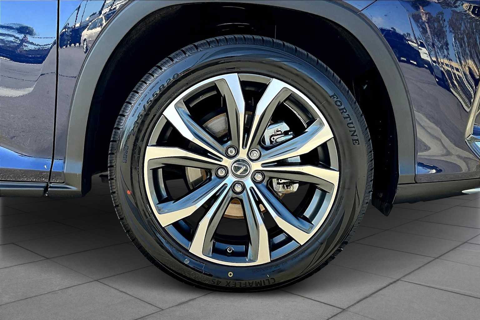 2021 Lexus RX Premium photo 10