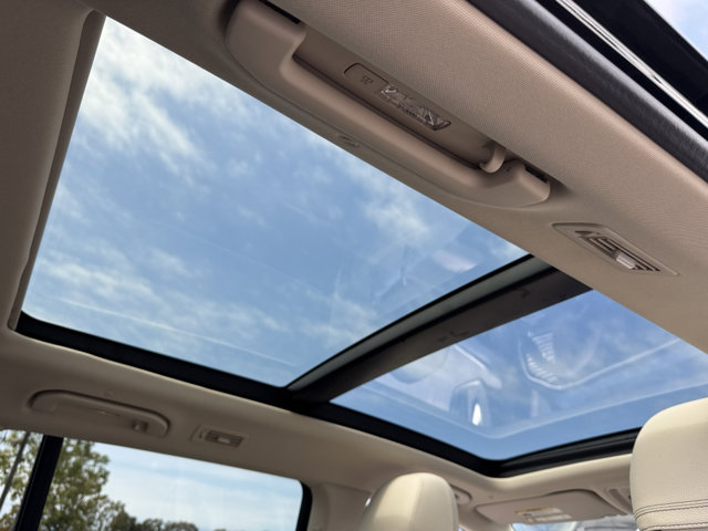 2025 Mercedes Benz GLS 450 4MATIC photo 3