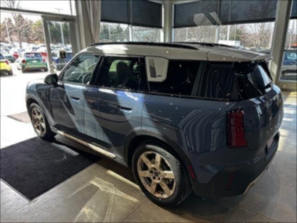 2025 Mini Countryman SE ALL4 photo 4