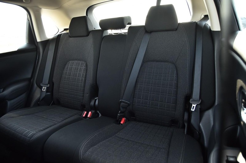 2025 Honda HR-V LX photo 18