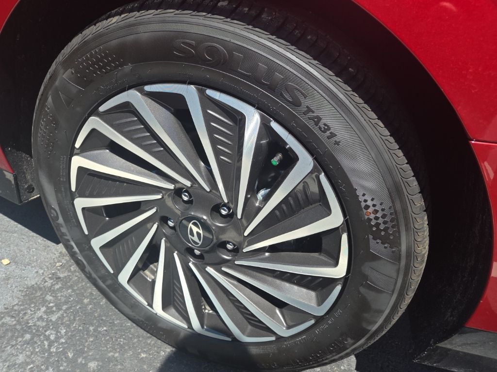 2025 Hyundai Sonata Hybrid SEL photo 26