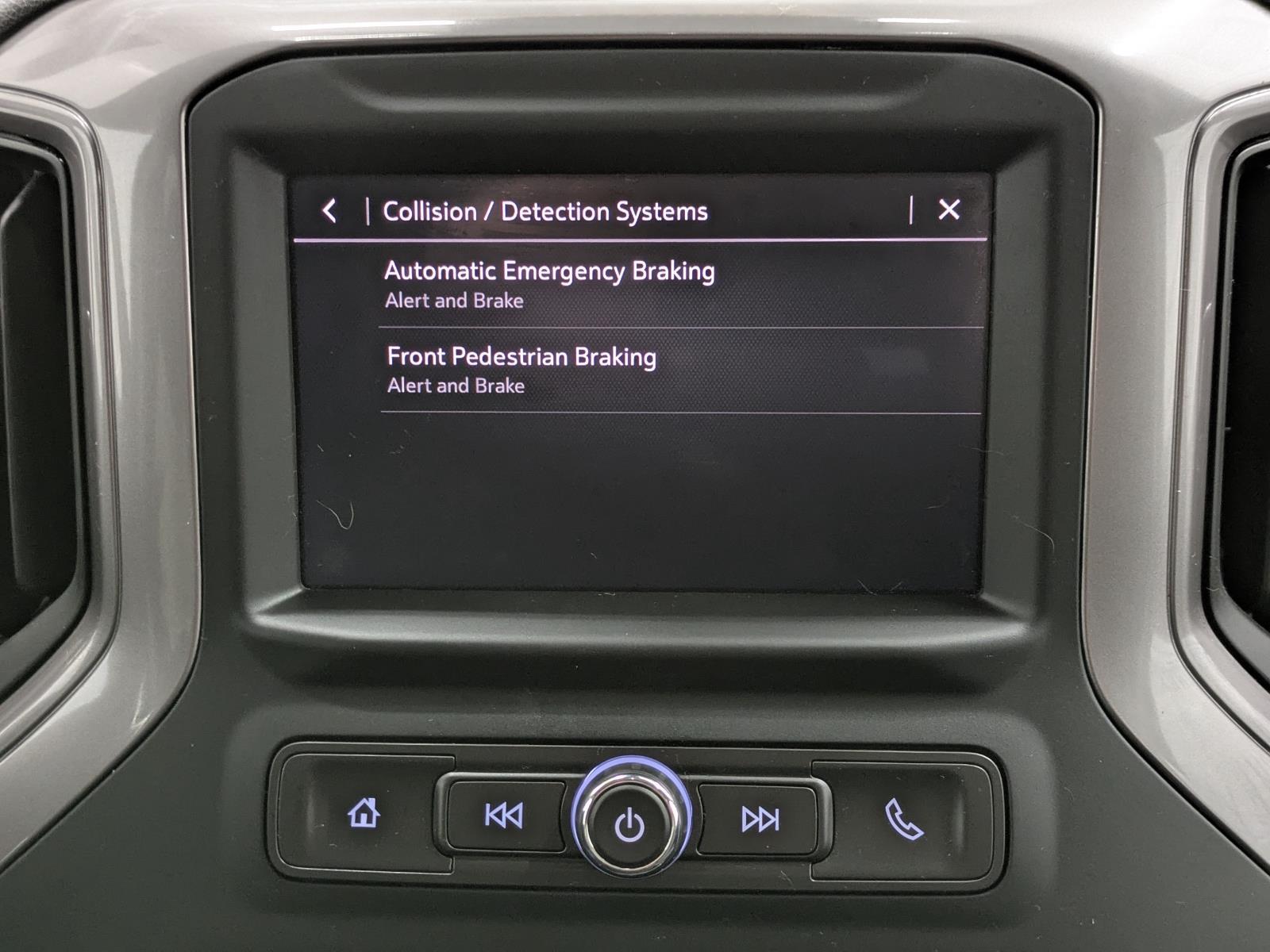 2023 Chevrolet Silverado 1500 Custom photo 4