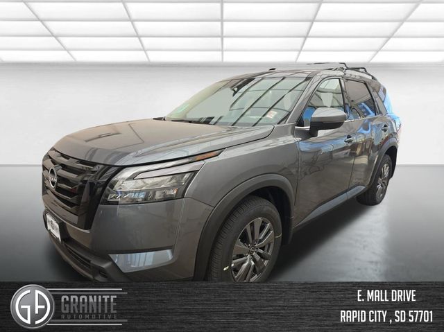 2025 Nissan Pathfinder SV's photo