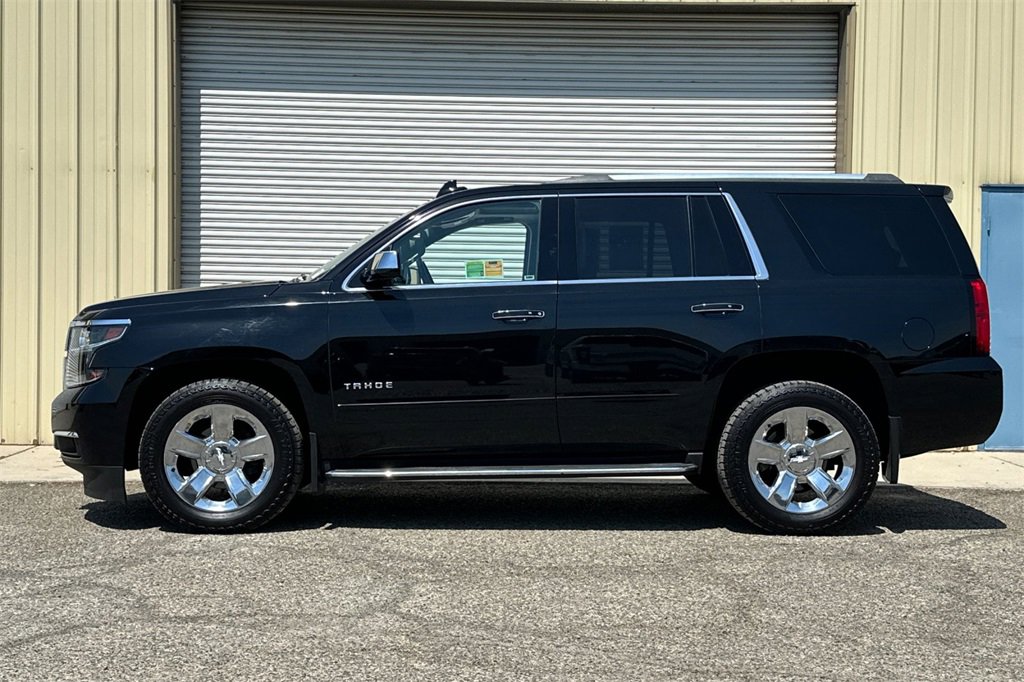 2020 Chevrolet Tahoe Premier photo 2