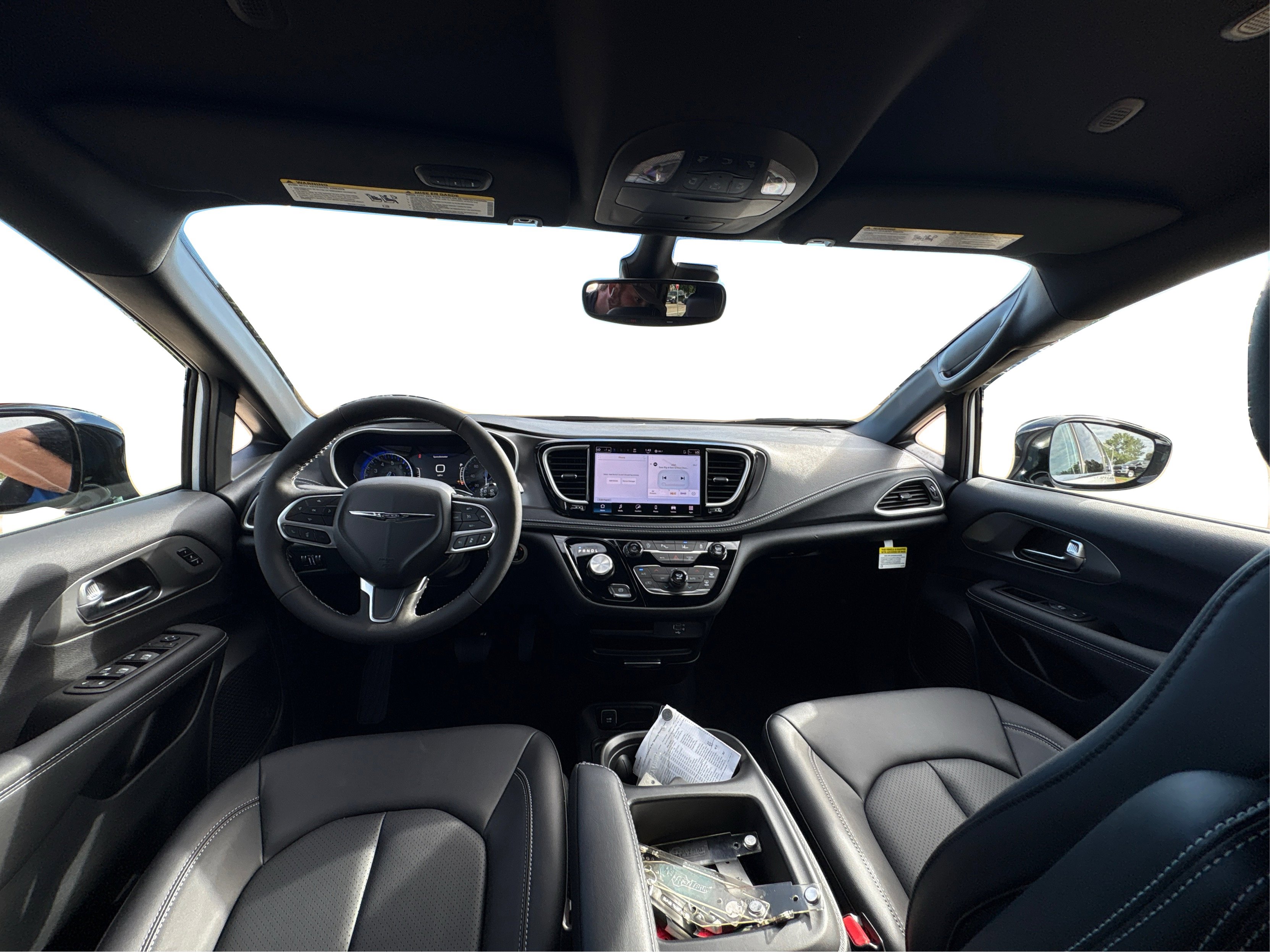 2026 Chrysler Pacifica photo 20