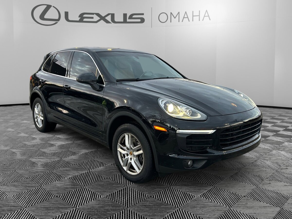 2016 Porsche Cayenne Base's photo