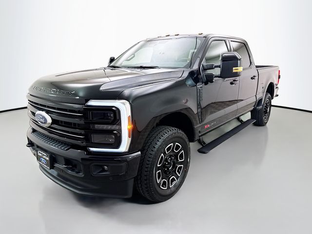 2025 Ford F-250 photo 3