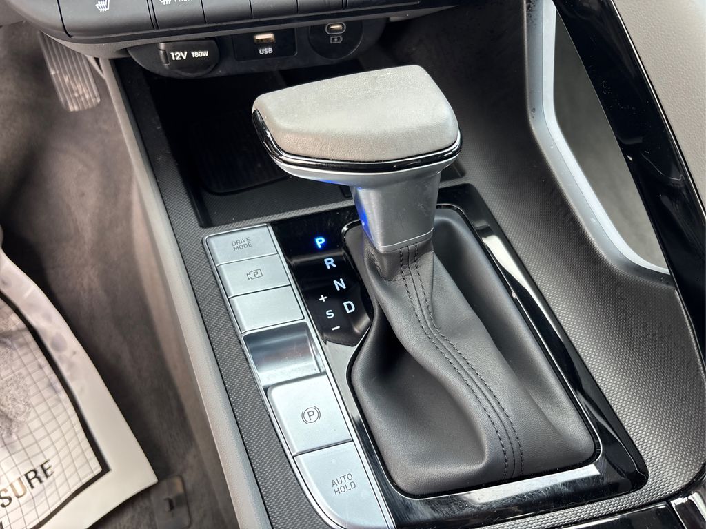 2024 Hyundai Elantra SEL Convenience photo 30