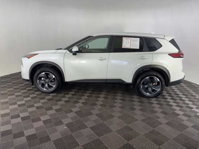 2024 Nissan Rogue SV photo 7