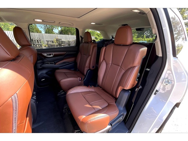 2025 Subaru Ascent Touring photo 20