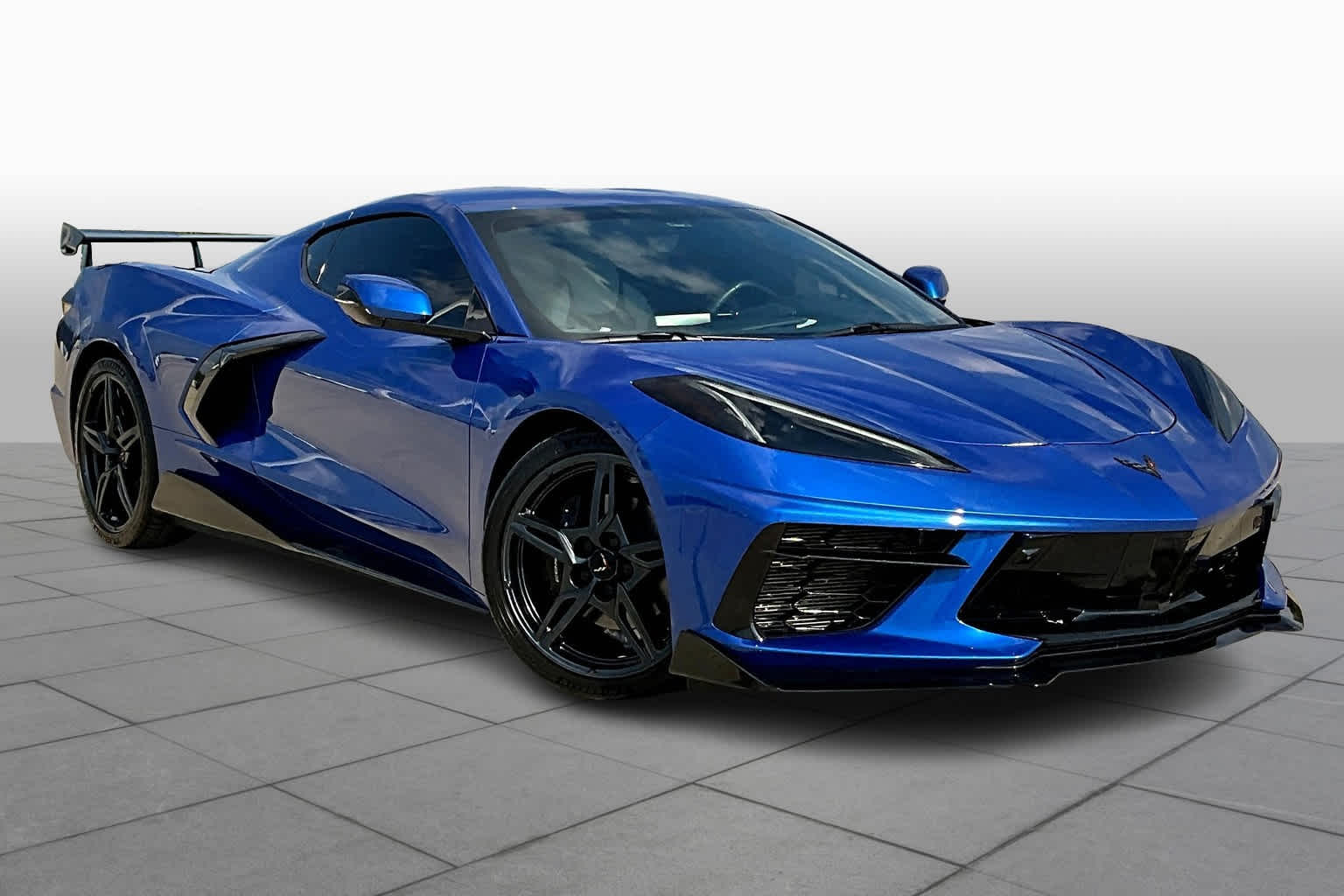 2022 Chevrolet Corvette 2LT photo 2