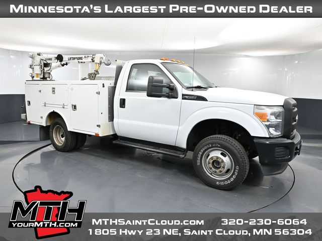2011 Ford F-350 Super Duty Chassis Cab XL's photo