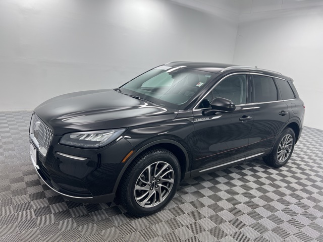 2022 Lincoln Corsair Standard photo 4