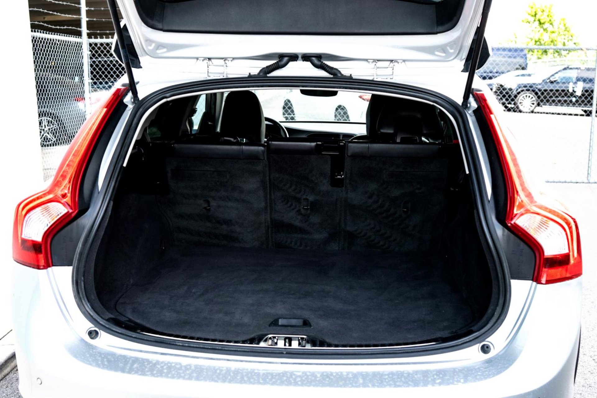 2018 Volvo V60 Cross Country T5 AWD photo 26