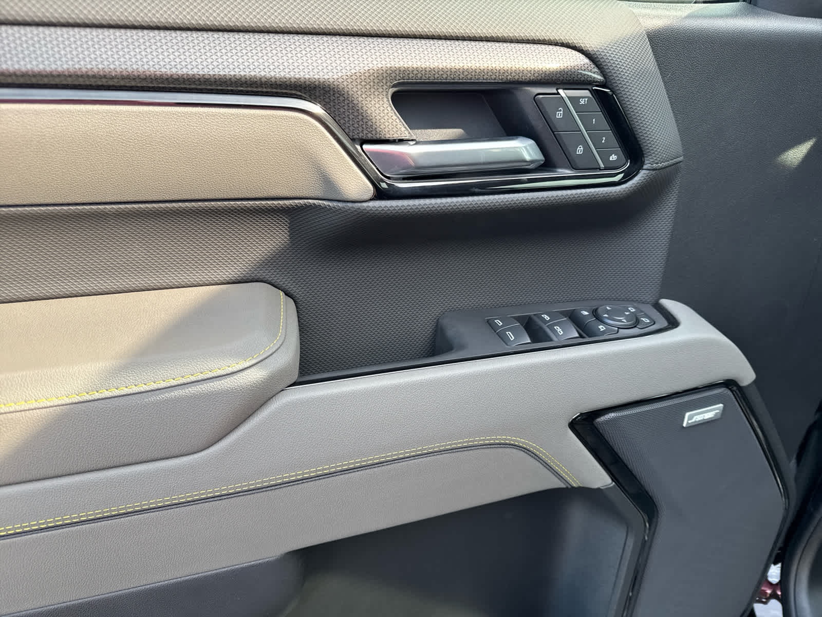 2025 Chevrolet Silverado 1500 ZR2 photo 15