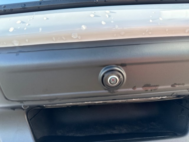 New 2025 Bright White Clear-Coat Exterior Paint RAM Tradesman image 7