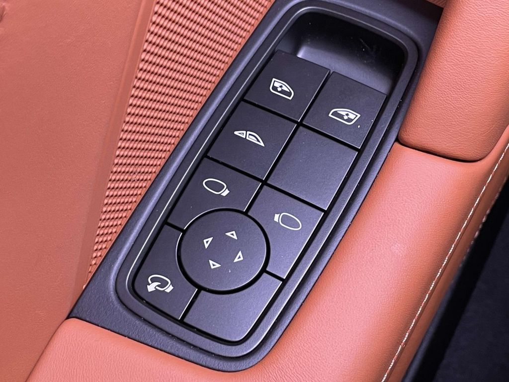 2025 Porsche 911 S Cabriolet photo 34