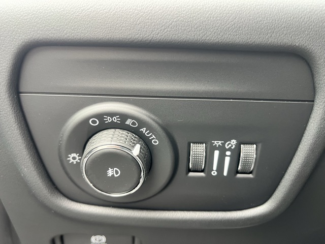 2024 Jeep Grand Cherokee L Summit photo 27