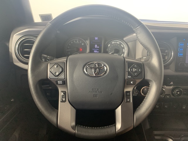 2018 Toyota Tacoma TRD Sport 4x4 Access Cab photo 12