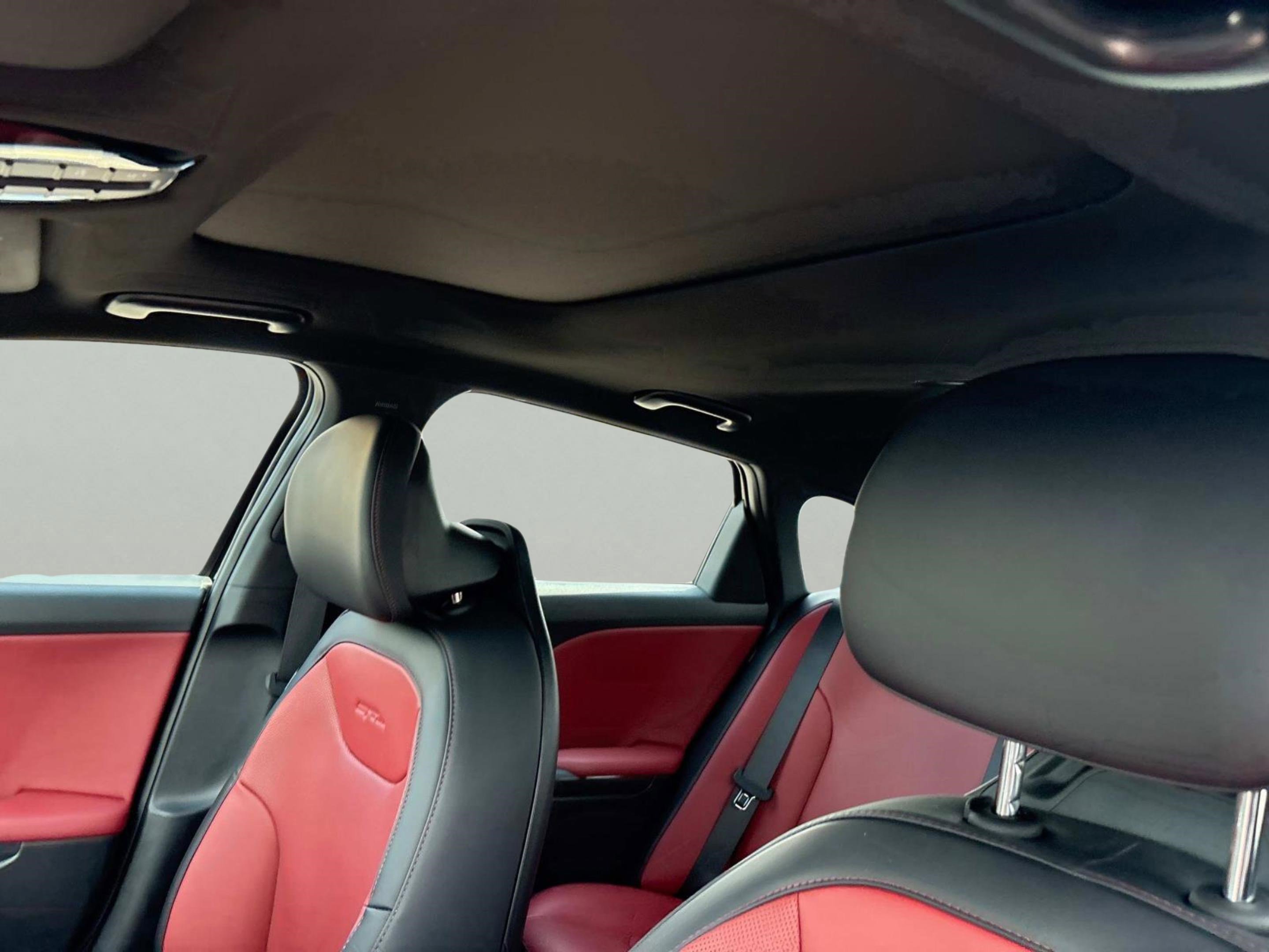 2025 Kia K4 GT-Line photo 22