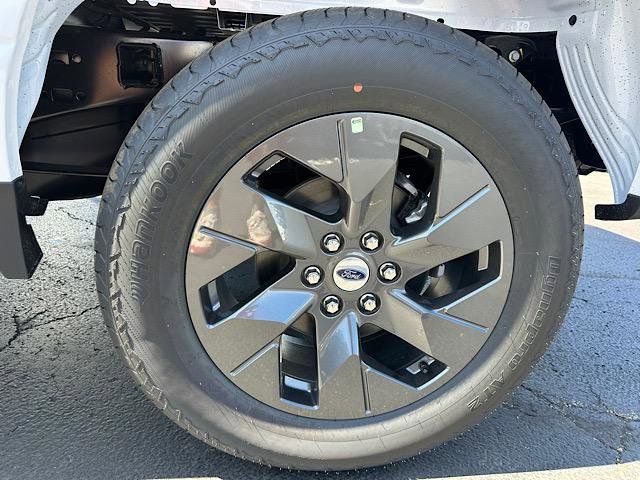 2025 Ford F-150 STX photo 13