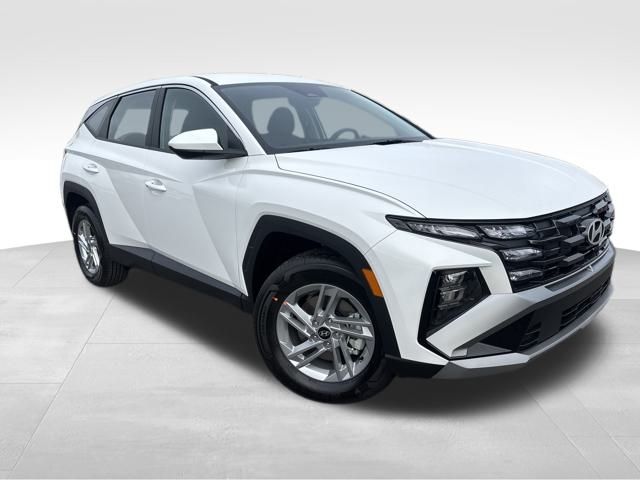 2026 Hyundai Tucson SE's photo