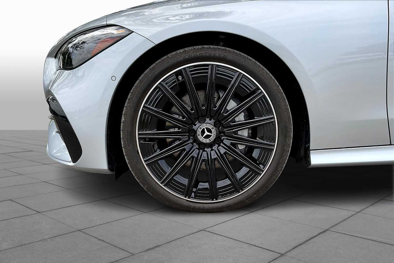 2024 Mercedes Benz CLE 300 4MATIC Coupe photo 13