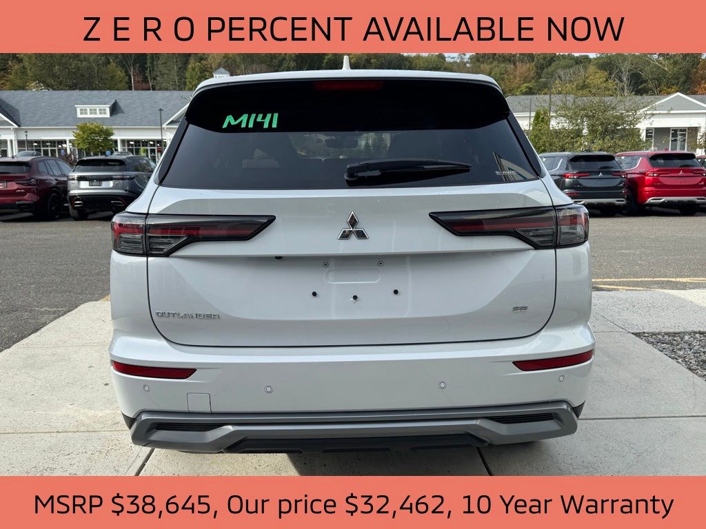 2025 Mitsubishi Outlander SE Ralliart photo 4