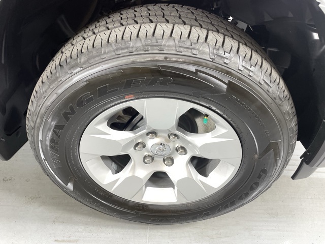 2025 Ram 1500 Tradesman photo 10