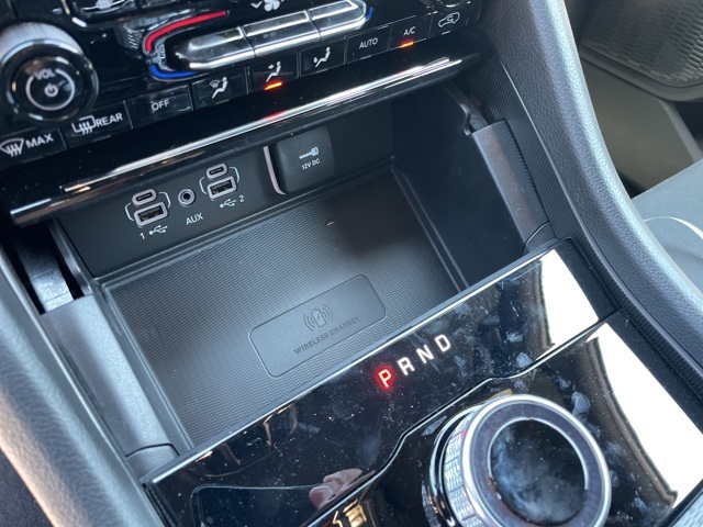2025 Jeep Grand Cherokee Laredo photo 10