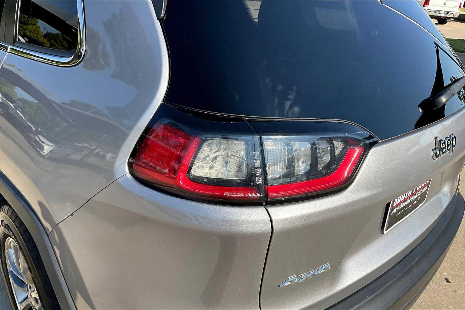 2019 Jeep Cherokee Latitude photo 24