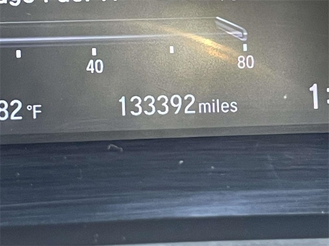 2018 Honda CR-V Touring photo 29