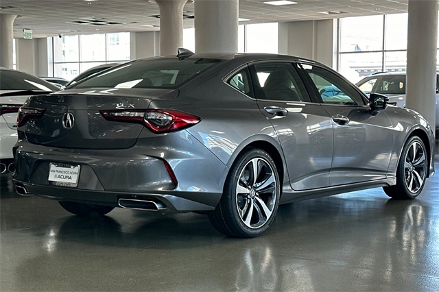 2025 Acura TLX Technology photo 4