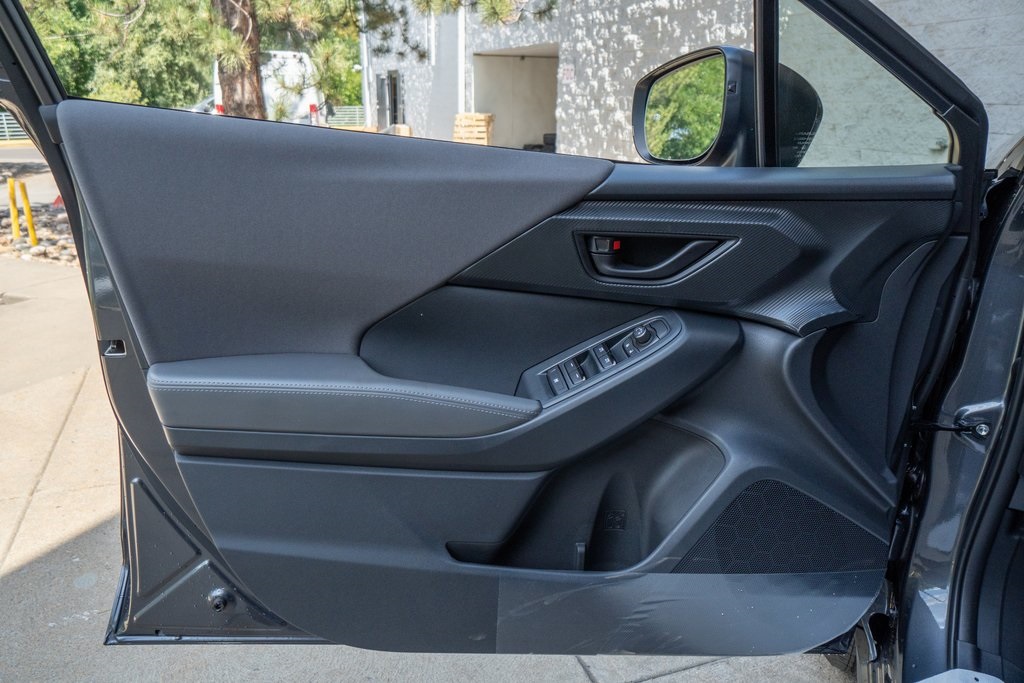2025 Subaru Crosstrek Premium photo 7