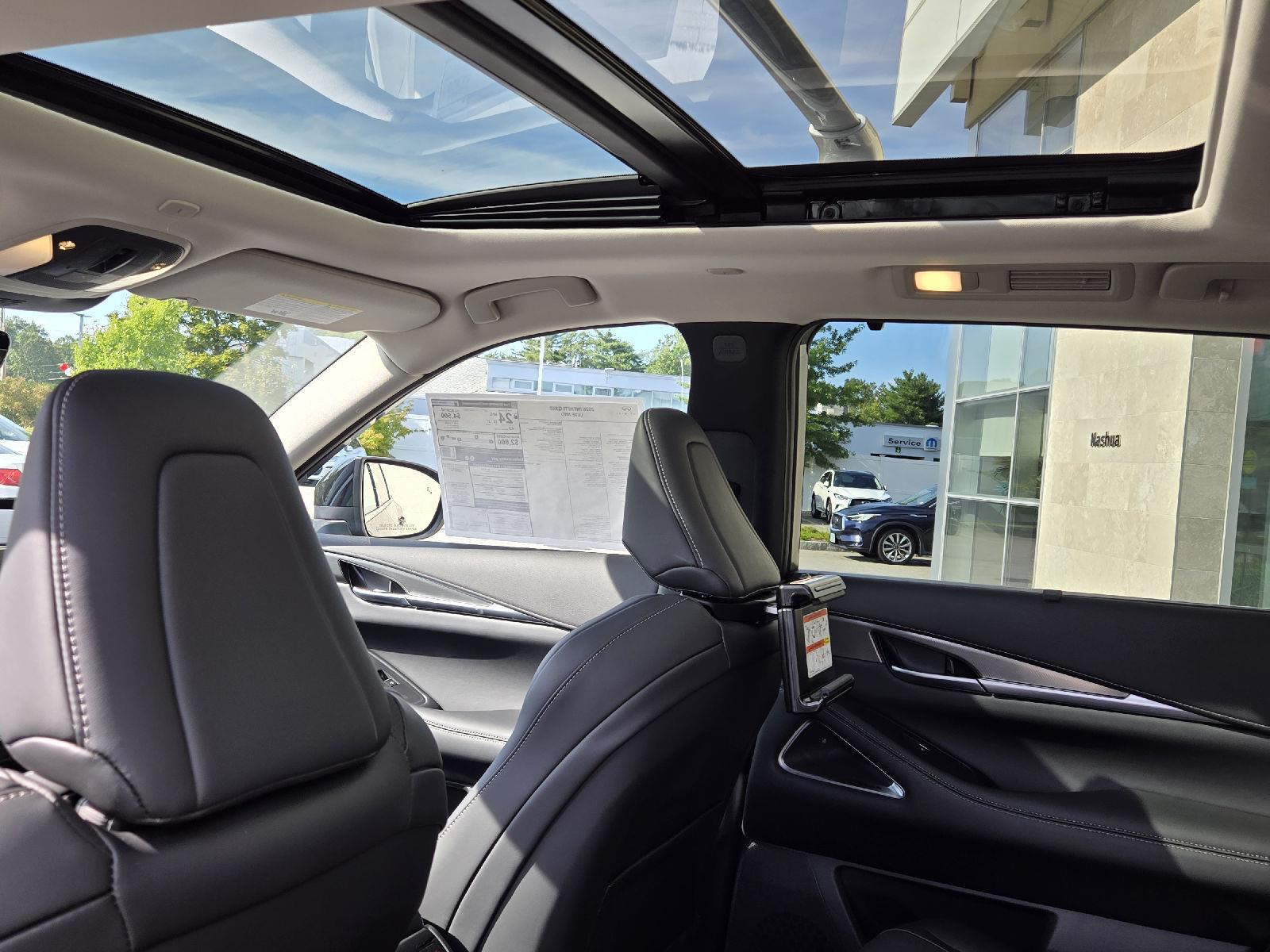 2026 Infiniti QX60 Luxe AWD photo 11