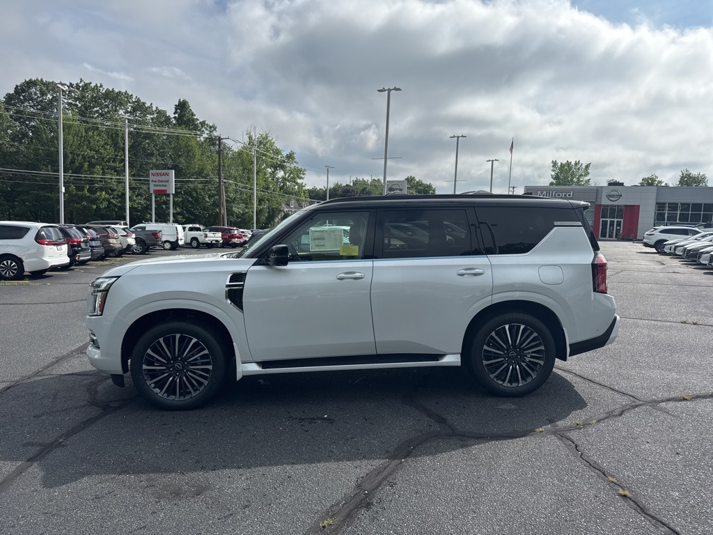 2025 Nissan Armada Platinum Reserve photo 3