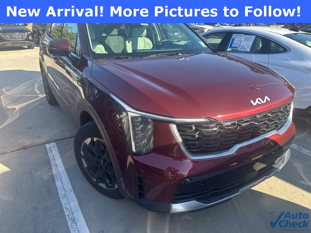 2024 Kia Sorento S's photo