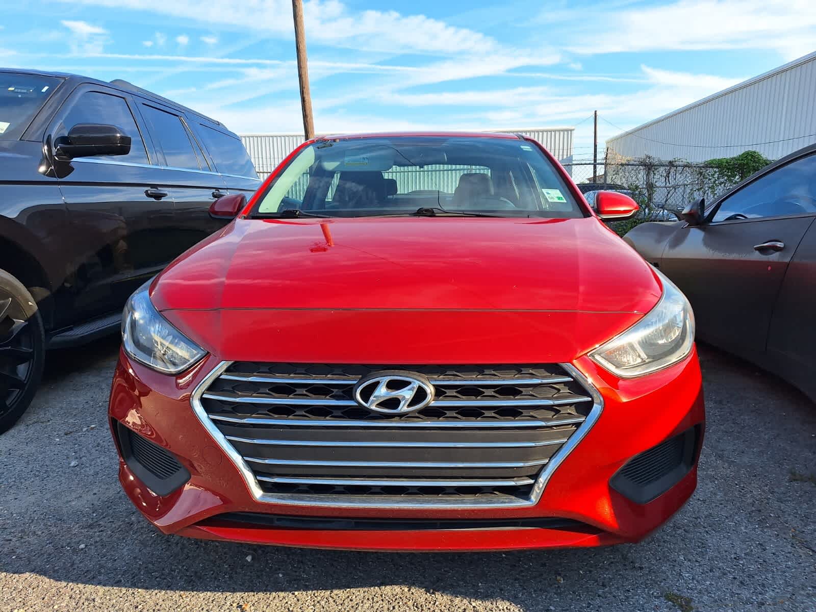 2021 Hyundai Accent SE photo 2