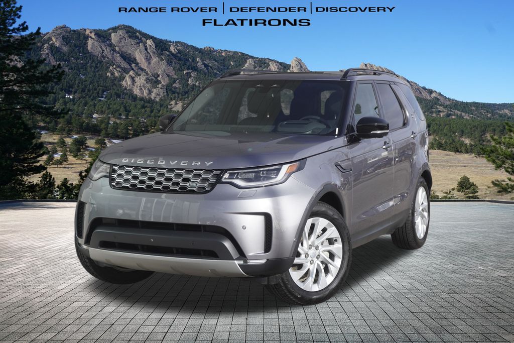 2025 Land Rover Discovery S's photo