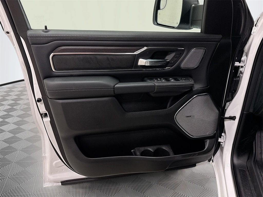 2026 Ram 1500 Laramie photo 21