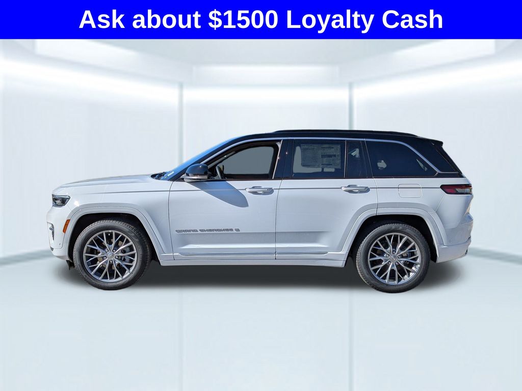 2025 Jeep Grand Cherokee Summit photo 2