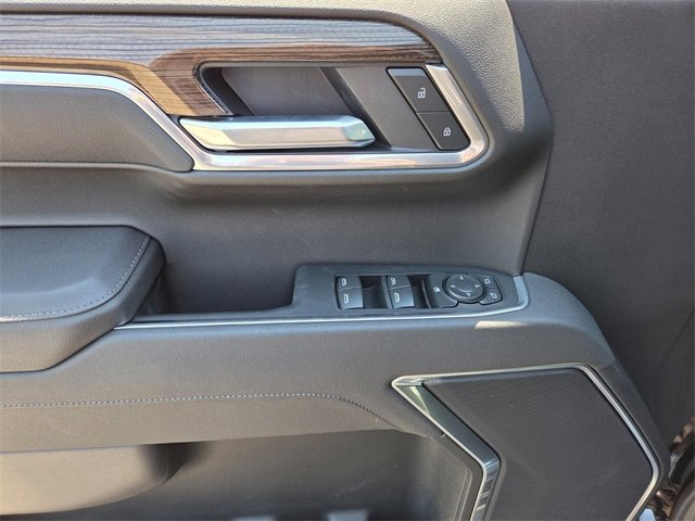 2026 Chevrolet Silverado 1500 LT photo 9