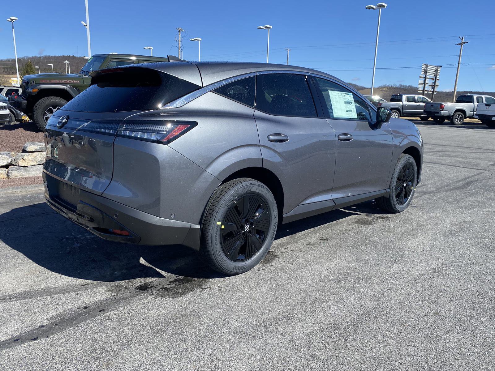 2025 Nissan Murano SV photo 3