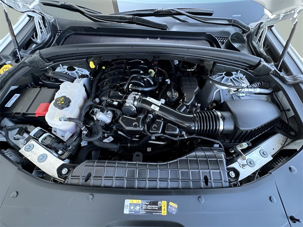 2023 Jeep Grand Cherokee Laredo photo 25