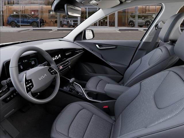 2025 Kia Niro SX photo 17